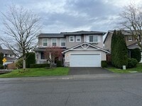 Building Photo - Snohomish Home on Corner Lot!