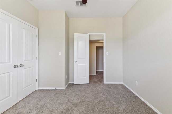 Building Photo - 121 Snowdrift Trail