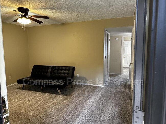 Building Photo - 1214 Baylor Ave