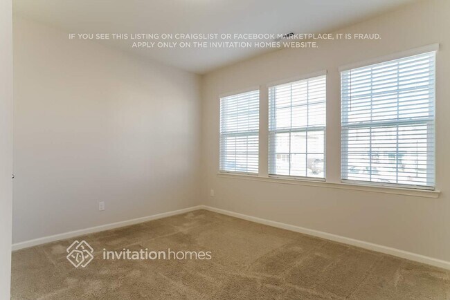 Building Photo - 102 Relict Dr