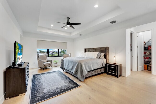 Building Photo - 8125 Crystal Downs Ave