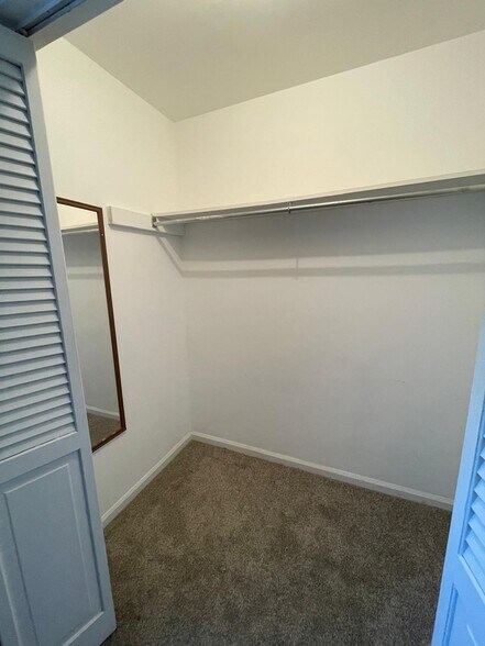 Master Bedroom - Closet - 1936 Ashmore Ave