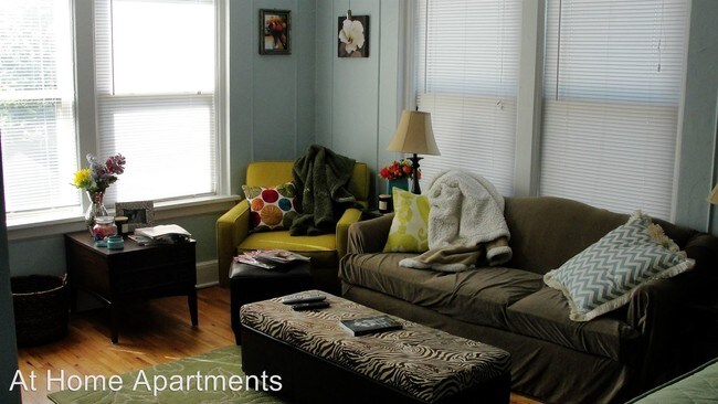 Building Photo - 1967 Grand Ave