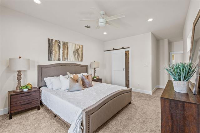 Building Photo - 600 Melba St