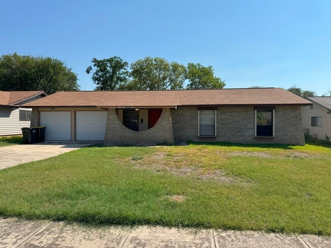 Primary Photo - 225 Meadow Ln