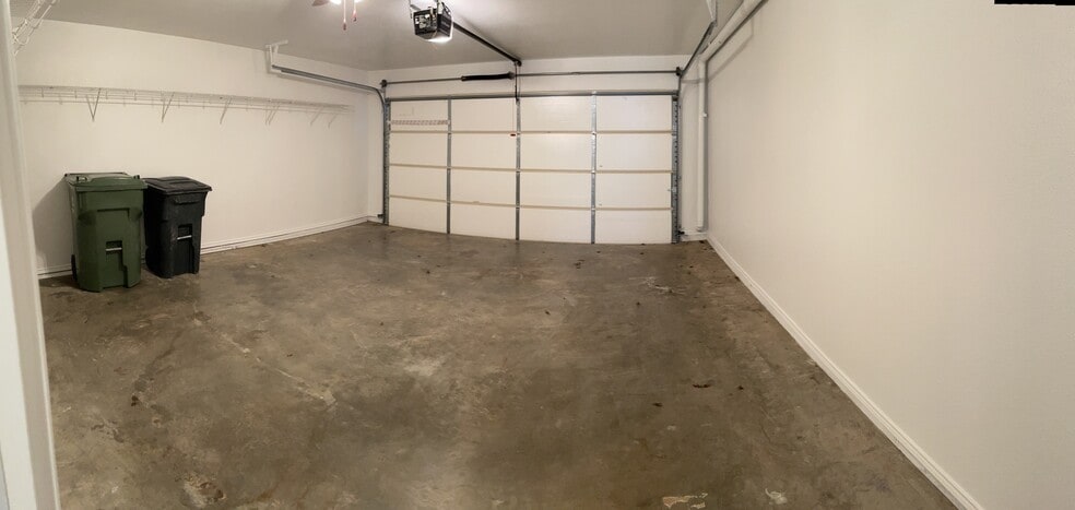 Building Photo - 129 Wildwood Ct