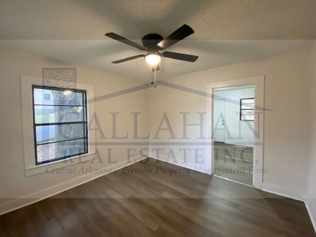 Building Photo - NLR 2 Bedroom Home