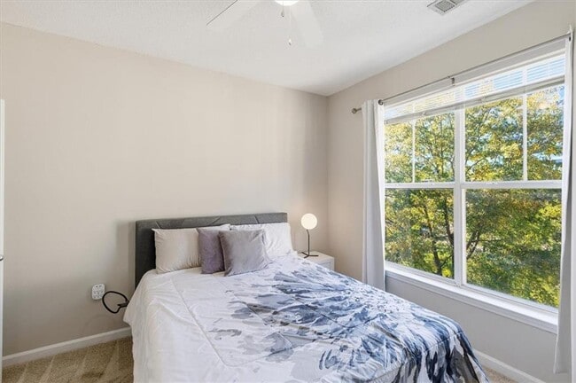 Building Photo - 10 Perimeter Summit Blvd