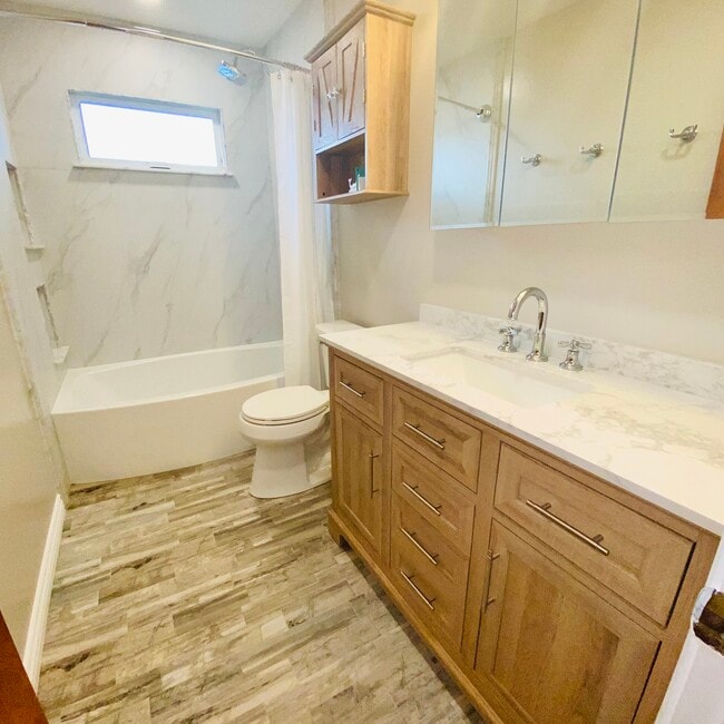 Building Photo - 3133 Ocean Blvd