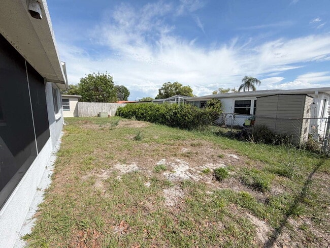 Building Photo - 5706 Chipper Dr