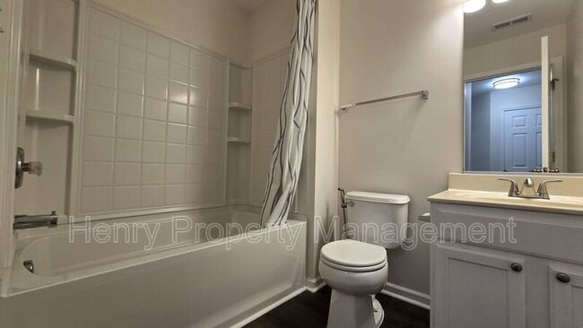 Building Photo - 134 Forthview Way