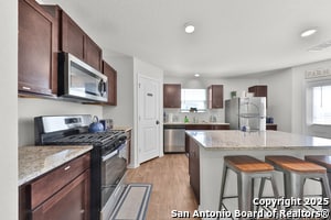 Building Photo - 1006 Pacific Monarch