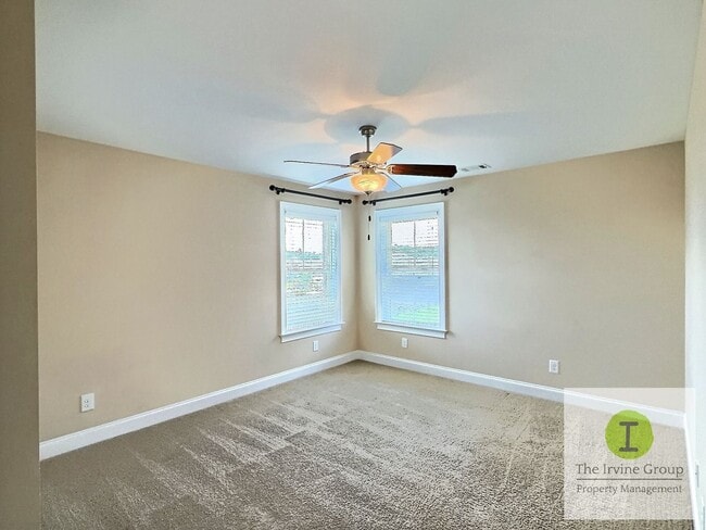 Building Photo - 6 bed, 3.5 bath in Prattville!