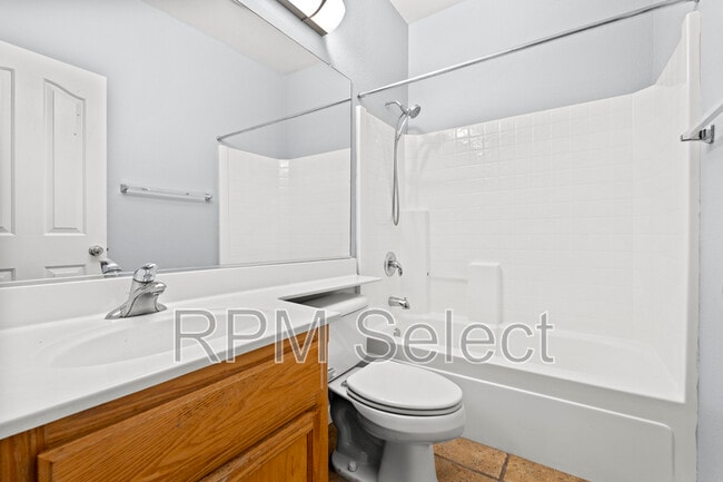 Building Photo - 5183 Bissett Way