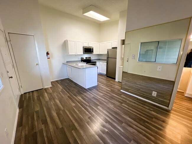 Building Photo - Studio Apartment in the Sable Cove Condomi...