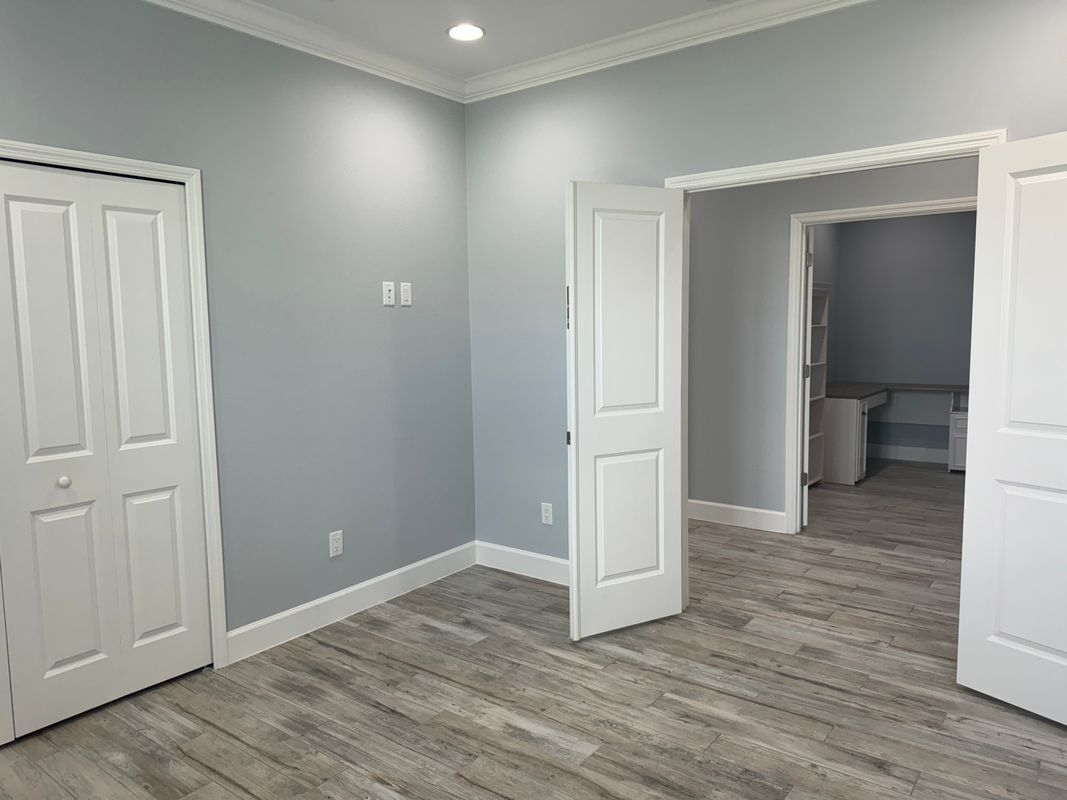 Building Photo - 432 Good Life Wy