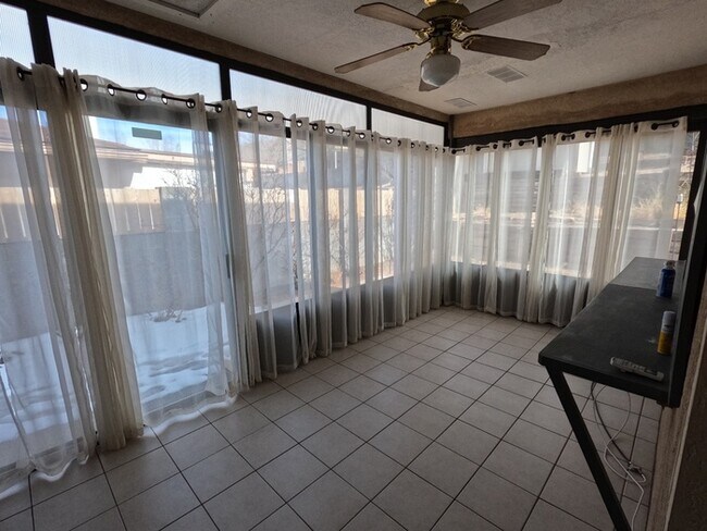 Building Photo - 1048 Monte Largo Dr NE