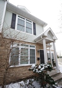 Building Photo - 1299 St Georges Ave