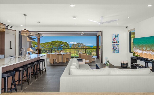 Building Photo - Fully Furnished Luxury 3 Bedroom/3 Bathroom, La'i Loa in Wailea, New Build with Ocean Views