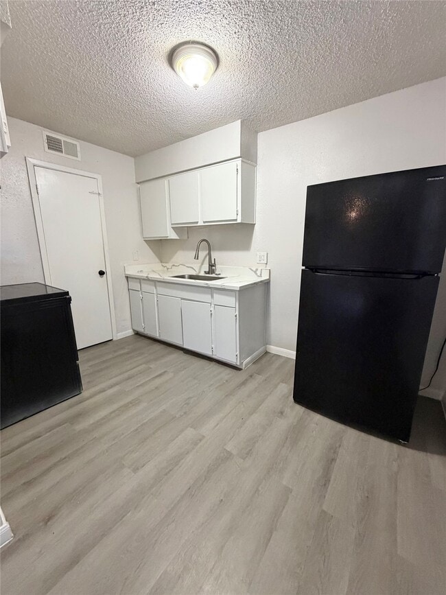 Building Photo - 1614 Vauthier St