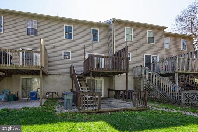 Building Photo - 604 Rockwood Dr