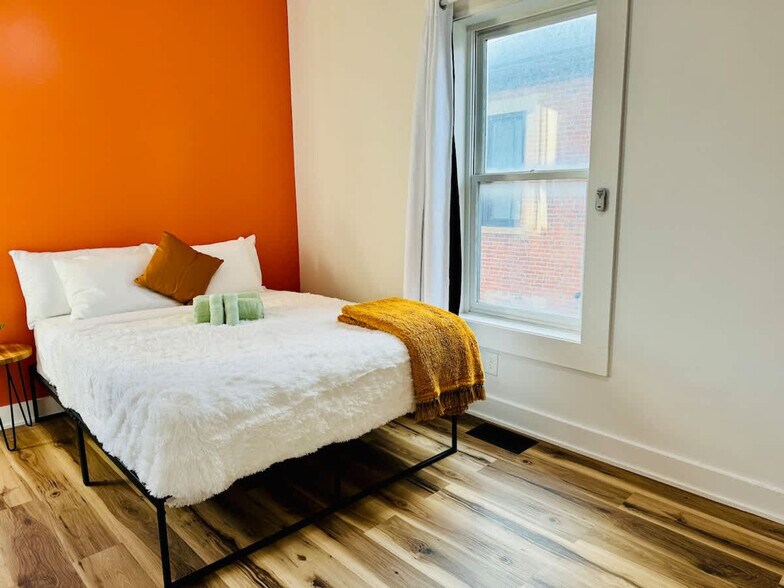 Building Photo - 63 E Russell St