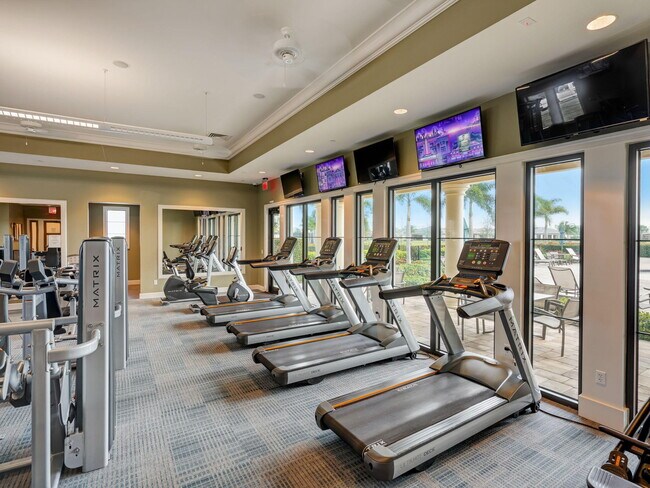 Building Photo - 837 SE Courances Dr