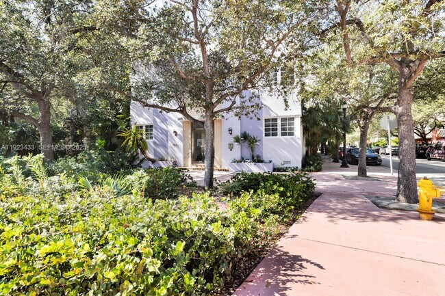 Building Photo - 260 Euclid Ave