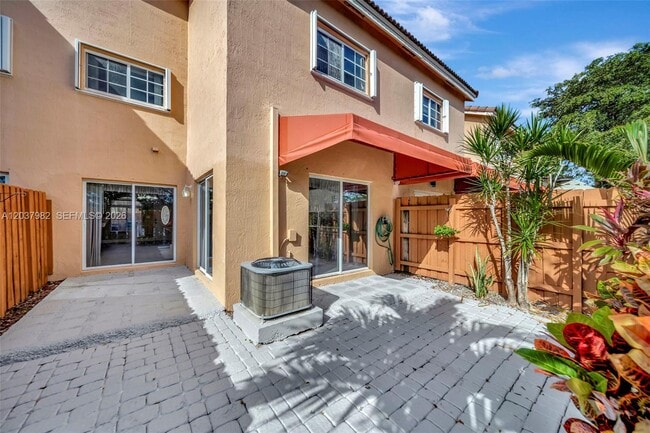 Building Photo - 3773 SW 153rd Ct
