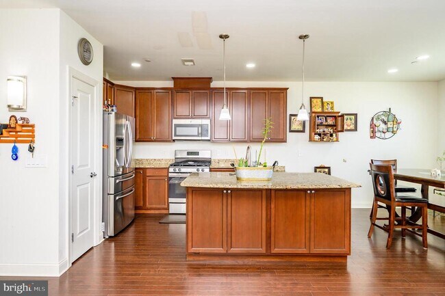 Building Photo - 2330 NJ-33