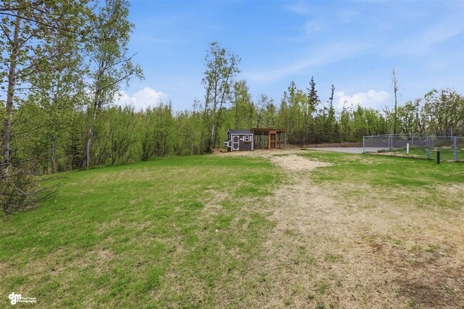Building Photo - Luxury Alaska Living with Room to Spread Out — Mountain Views, Massive Garage & Incredible Commut...