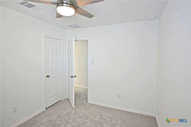 Building Photo - 11806 Bluebell Rdg