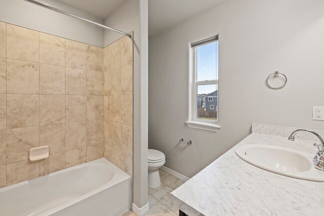 Building Photo - 9973 Castor Dr