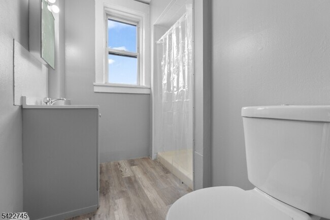 Building Photo - 101 Burgess Pl