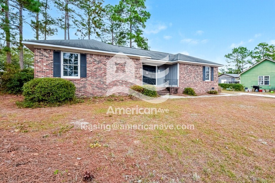 Building Photo - 111 Carlsbad Ct