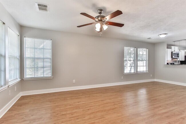 Building Photo - 6219 Spruce Bough Ct