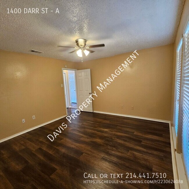 Building Photo - 1400 Darr St