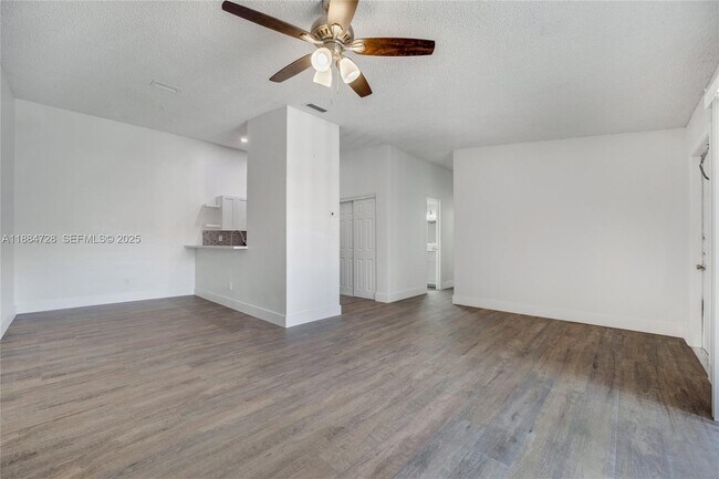 Building Photo - 18220 Mediterranean Blvd