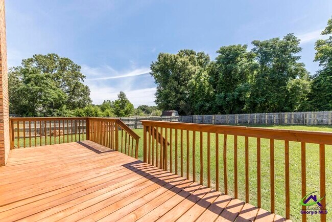 Building Photo - 1212 Willow Bend