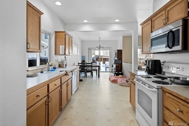 Primary Photo - 18306 115th Ave E