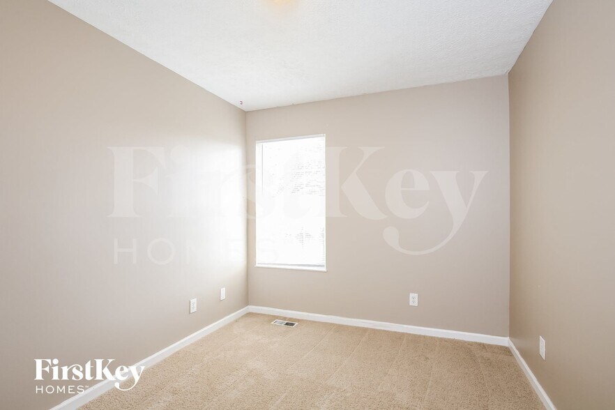 Building Photo - 3839 Libra Ln