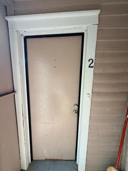 Building Photo - 105 Auburn Ave NE