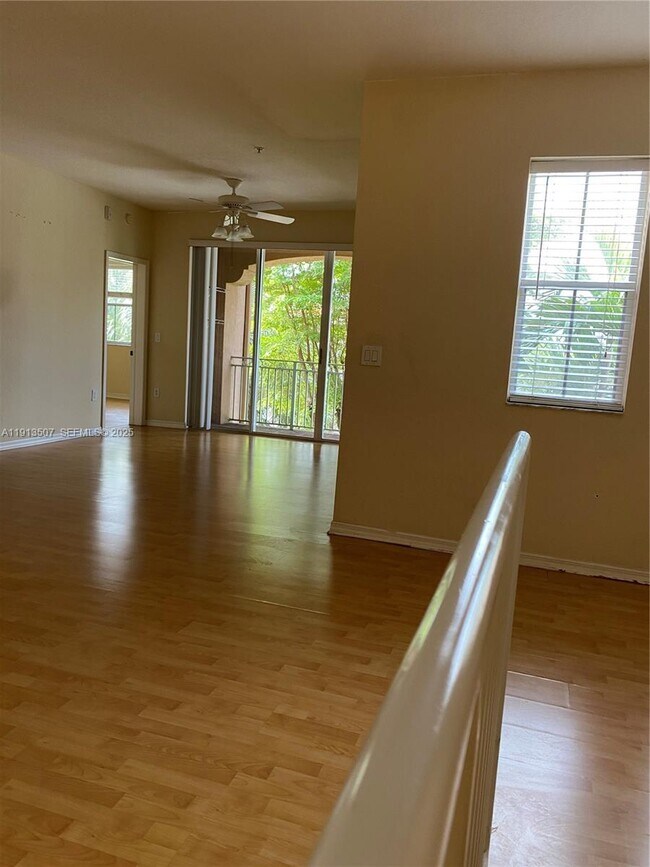 Building Photo - 6380 NW 114th Ave