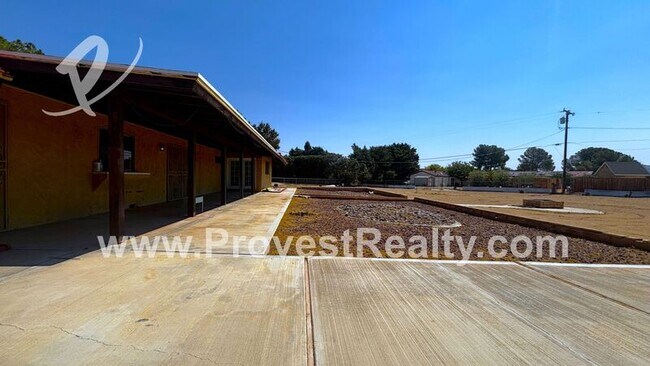 Building Photo - 14207 Sky View Ln