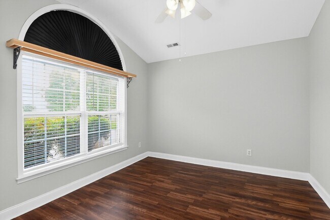 Building Photo - Beautiful ranch-style home near Wesley Chapel