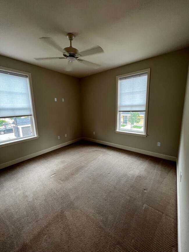 Building Photo - 251 Bayberry Cir