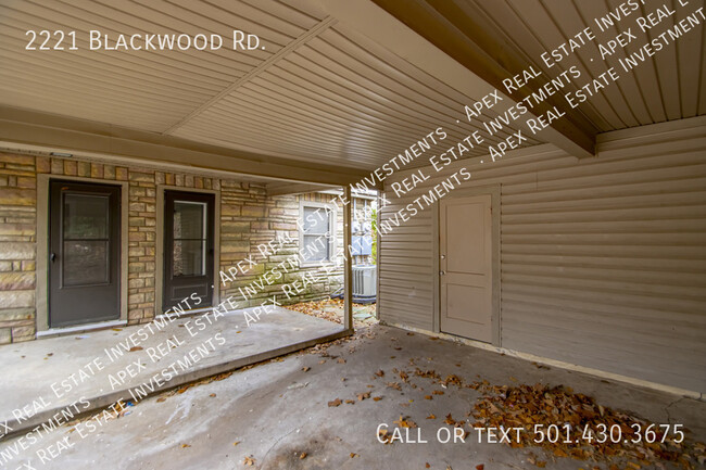Building Photo - 2221 Blackwood Rd
