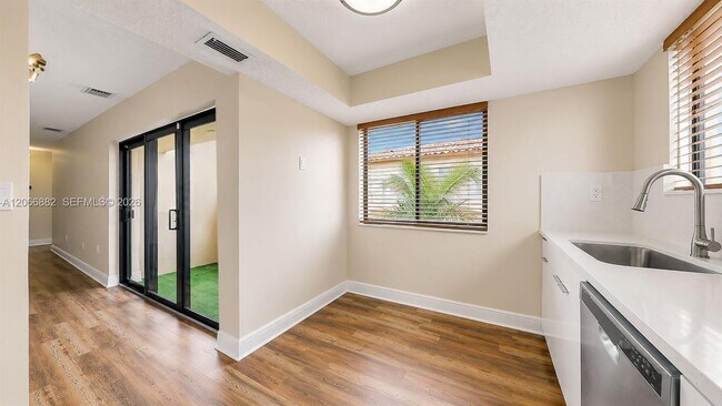 Building Photo - 11830 SW 80th St