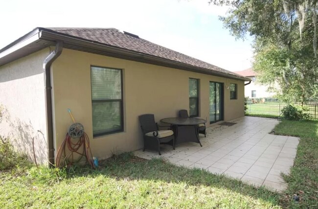 Building Photo - 153 Tuscany Bend St