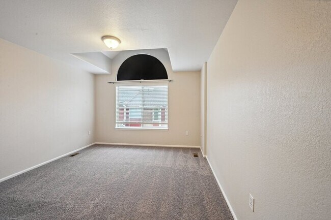 Building Photo - 2434 W 82nd Pl